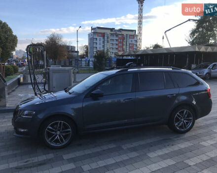 Шкода Октавія 2017 у Ужгороді на Automoto.ua Сірий Шкода Октавія, об'ємом двигуна 1.97 л та пробігом 265 тис. км за 15500 $, фото 18 на Automoto.ua