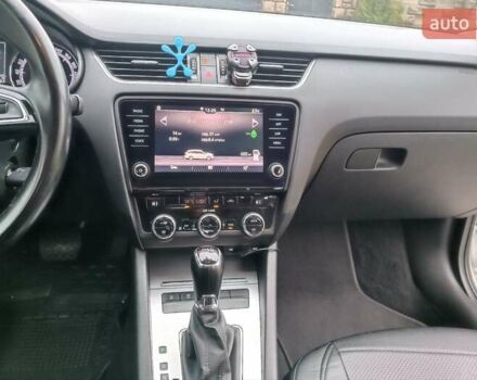 Серый Шкода Октавия, объемом двигателя 1.6 л и пробегом 266 тыс. км за 13700 $, фото 7 на Automoto.ua