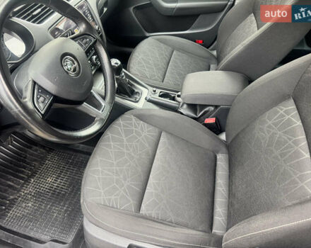 Шкода Октавия 2017 в Стрые на Automoto.ua Серый Шкода Октавия, объемом двигателя 1.6 л и пробегом 237 тыс. км за 13250 $, фото 19 на Automoto.ua