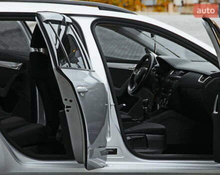 Шкода Октавія 2017 у Дніпро (Дніпропетровську) на Automoto.ua Сірий Шкода Октавія, об'ємом двигуна 2 л та пробігом 141 тис. км за 12800 $, фото 11 на Automoto.ua