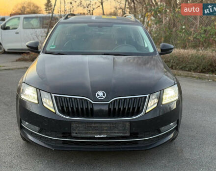 Серый Шкода Октавия, объемом двигателя 2 л и пробегом 250 тыс. км за 13999 $, фото 1 на Automoto.ua