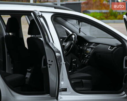 Сірий Шкода Октавія, об'ємом двигуна 2 л та пробігом 142 тис. км за 12250 $, фото 7 на Automoto.ua