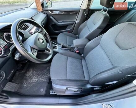 Серый Шкода Октавия, объемом двигателя 2 л и пробегом 305 тыс. км за 14700 $, фото 3 на Automoto.ua