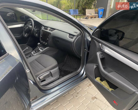 Серый Шкода Октавия, объемом двигателя 1.97 л и пробегом 305 тыс. км за 14500 $, фото 11 на Automoto.ua