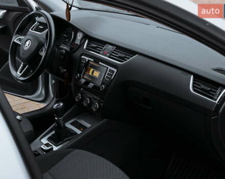 Сірий Шкода Октавія, об'ємом двигуна 2 л та пробігом 142 тис. км за 12250 $, фото 9 на Automoto.ua