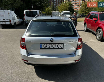 Серый Шкода Октавия, объемом двигателя 1.6 л и пробегом 249 тыс. км за 13600 $, фото 5 на Automoto.ua