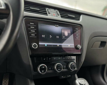 Сірий Шкода Октавія, об'ємом двигуна 1.97 л та пробігом 272 тис. км за 14499 $, фото 55 на Automoto.ua