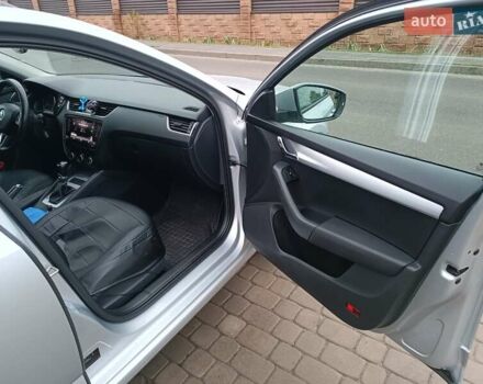 Серый Шкода Октавия, объемом двигателя 1.6 л и пробегом 266 тыс. км за 13700 $, фото 9 на Automoto.ua