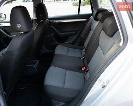 Серый Шкода Октавия, объемом двигателя 1.6 л и пробегом 213 тыс. км за 9800 $, фото 51 на Automoto.ua