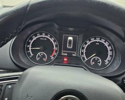 Серый Шкода Октавия, объемом двигателя 1.6 л и пробегом 322 тыс. км за 12000 $, фото 1 на Automoto.ua