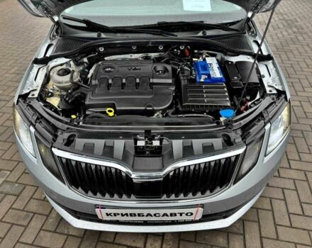 Серый Шкода Октавия, объемом двигателя 2 л и пробегом 242 тыс. км за 13600 $, фото 2 на Automoto.ua