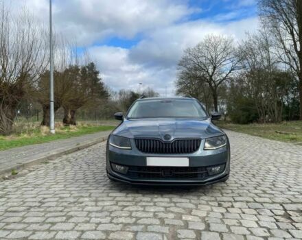 Серый Шкода Октавия, объемом двигателя 1.6 л и пробегом 67 тыс. км за 5000 $, фото 1 на Automoto.ua