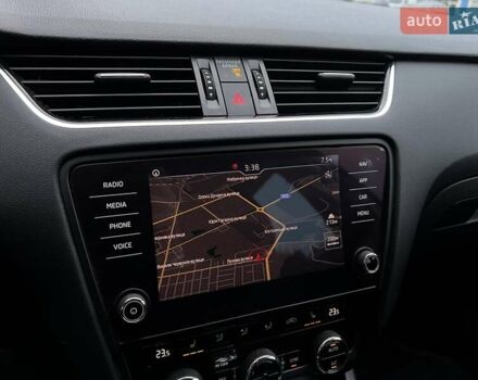 Серый Шкода Октавия, объемом двигателя 1.97 л и пробегом 304 тыс. км за 15350 $, фото 59 на Automoto.ua