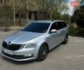 Серый Шкода Октавия, объемом двигателя 2 л и пробегом 283 тыс. км за 13900 $, фото 1 на Automoto.ua
