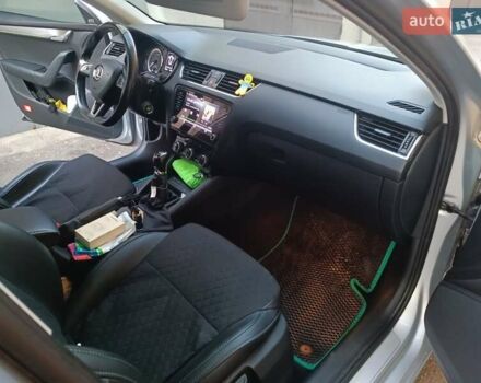 Сірий Шкода Октавія, об'ємом двигуна 1.6 л та пробігом 208 тис. км за 15900 $, фото 16 на Automoto.ua