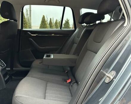 Сірий Шкода Октавія, об'ємом двигуна 2 л та пробігом 205 тис. км за 14950 $, фото 97 на Automoto.ua