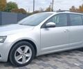 Серый Шкода Октавия, объемом двигателя 1.6 л и пробегом 205 тыс. км за 11700 $, фото 2 на Automoto.ua