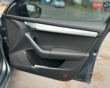 Серый Шкода Октавия, объемом двигателя 1.6 л и пробегом 344 тыс. км за 12600 $, фото 13 на Automoto.ua