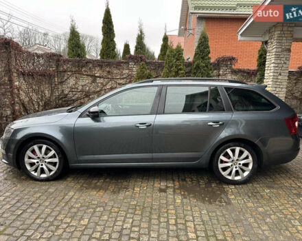 Сірий Шкода Октавія, об'ємом двигуна 2 л та пробігом 215 тис. км за 15700 $, фото 5 на Automoto.ua
