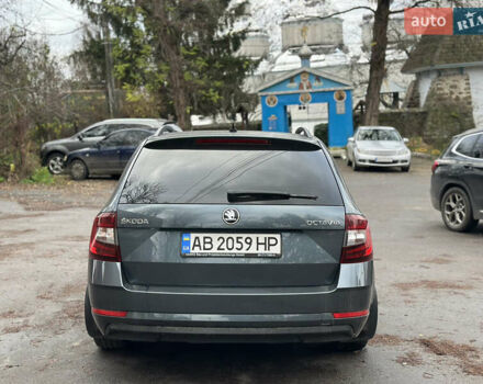 Серый Шкода Октавия, объемом двигателя 1.6 л и пробегом 344 тыс. км за 12600 $, фото 5 на Automoto.ua