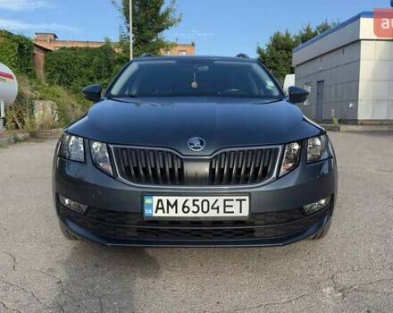Серый Шкода Октавия, объемом двигателя 1.6 л и пробегом 226 тыс. км за 13800 $, фото 1 на Automoto.ua
