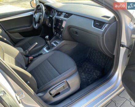 Сірий Шкода Октавія, об'ємом двигуна 1.97 л та пробігом 350 тис. км за 12777 $, фото 30 на Automoto.ua