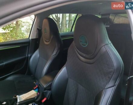 Сірий Шкода Октавія, об'ємом двигуна 1.6 л та пробігом 208 тис. км за 15900 $, фото 2 на Automoto.ua