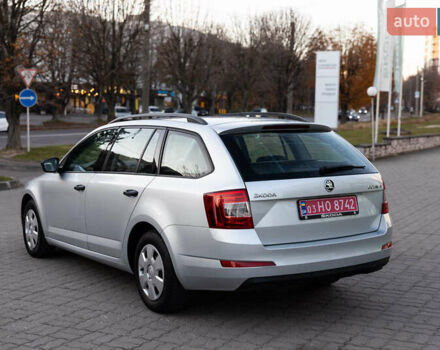 Серый Шкода Октавия, объемом двигателя 1.6 л и пробегом 213 тыс. км за 9800 $, фото 3 на Automoto.ua
