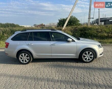 Серый Шкода Октавия, объемом двигателя 1.6 л и пробегом 275 тыс. км за 13950 $, фото 4 на Automoto.ua