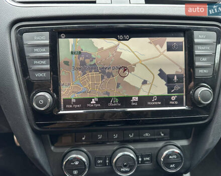 Сірий Шкода Октавія, об'ємом двигуна 2 л та пробігом 215 тис. км за 15700 $, фото 28 на Automoto.ua