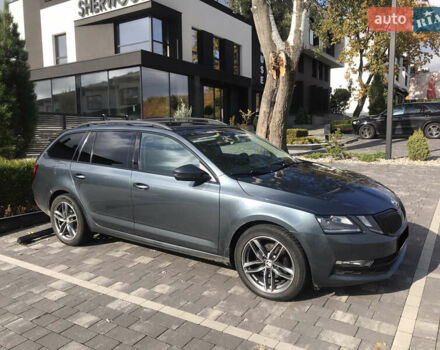 Шкода Октавия 2017 в Ужгороде на Automoto.ua Серый Шкода Октавия, объемом двигателя 1.98 л и пробегом 265 тыс. км за 15500 $, фото 6 на Automoto.ua