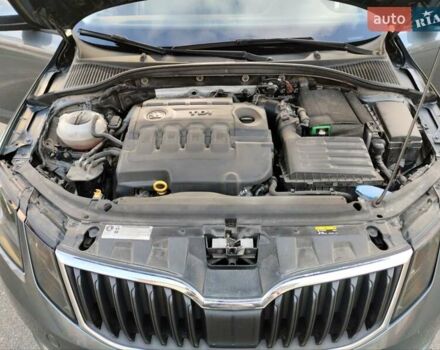 Шкода Октавия 2017 в Тернополе на Automoto.ua Серый Шкода Октавия, объемом двигателя 1.6 л и пробегом 250 тыс. км за 13400 $, фото 13 на Automoto.ua