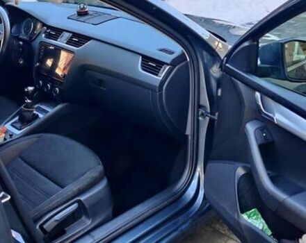 Сірий Шкода Октавія, об'ємом двигуна 1.6 л та пробігом 289 тис. км за 12500 $, фото 9 на Automoto.ua