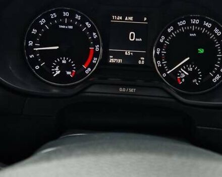 Сірий Шкода Октавія, об'ємом двигуна 2 л та пробігом 260 тис. км за 15100 $, фото 14 на Automoto.ua