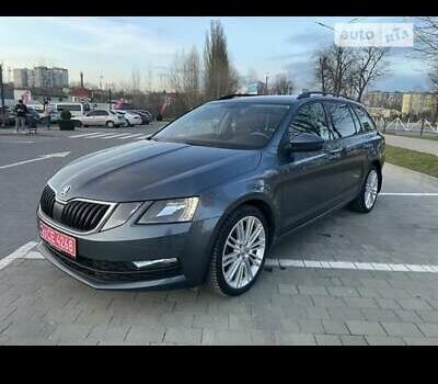 Серый Шкода Октавия, объемом двигателя 2 л и пробегом 265 тыс. км за 14999 $, фото 11 на Automoto.ua