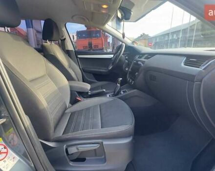 Серый Шкода Октавия, объемом двигателя 1.6 л и пробегом 226 тыс. км за 13800 $, фото 21 на Automoto.ua