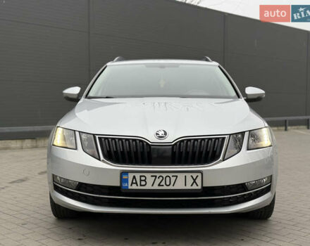 Серый Шкода Октавия, объемом двигателя 1.6 л и пробегом 178 тыс. км за 13999 $, фото 1 на Automoto.ua