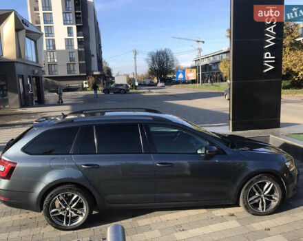 Шкода Октавія 2017 у Ужгороді на Automoto.ua Сірий Шкода Октавія, об'ємом двигуна 1.97 л та пробігом 265 тис. км за 15500 $, фото 32 на Automoto.ua