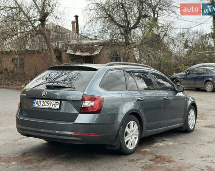 Серый Шкода Октавия, объемом двигателя 1.6 л и пробегом 344 тыс. км за 12600 $, фото 6 на Automoto.ua