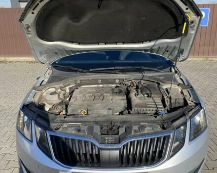 Сірий Шкода Октавія, об'ємом двигуна 1.97 л та пробігом 350 тис. км за 12777 $, фото 36 на Automoto.ua