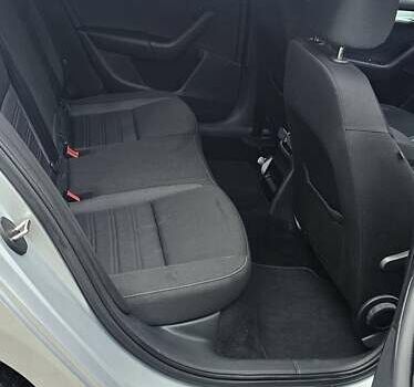 Серый Шкода Октавия, объемом двигателя 1.6 л и пробегом 322 тыс. км за 12000 $, фото 11 на Automoto.ua