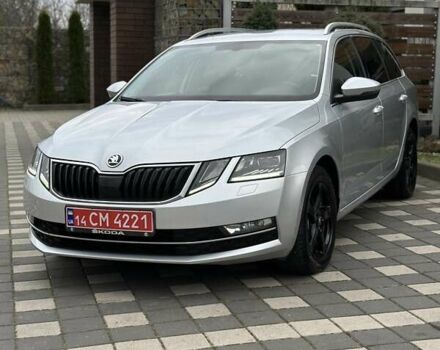 Сірий Шкода Октавія, об'ємом двигуна 2 л та пробігом 239 тис. км за 15499 $, фото 4 на Automoto.ua