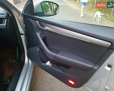 Сірий Шкода Октавія, об'ємом двигуна 1.6 л та пробігом 208 тис. км за 15900 $, фото 14 на Automoto.ua