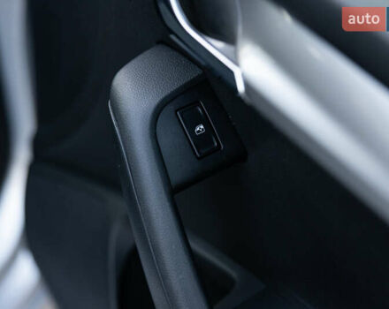 Серый Шкода Октавия, объемом двигателя 1.6 л и пробегом 213 тыс. км за 9800 $, фото 46 на Automoto.ua