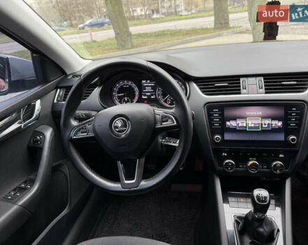 Серый Шкода Октавия, объемом двигателя 1.6 л и пробегом 178 тыс. км за 13999 $, фото 13 на Automoto.ua