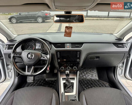 Серый Шкода Октавия, объемом двигателя 1.6 л и пробегом 218 тыс. км за 11550 $, фото 32 на Automoto.ua