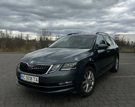 Шкода Октавія 2017 у Стрые на Automoto.ua Сірий Шкода Октавія, об'ємом двигуна 1.97 л та пробігом 258 тис. км за 15800 $, фото 1 на Automoto.ua