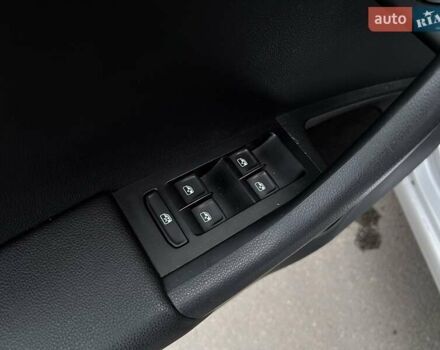 Серый Шкода Октавия, объемом двигателя 1.97 л и пробегом 304 тыс. км за 15350 $, фото 25 на Automoto.ua