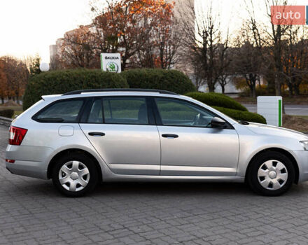 Серый Шкода Октавия, объемом двигателя 1.6 л и пробегом 213 тыс. км за 9800 $, фото 9 на Automoto.ua