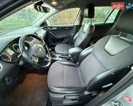 Серый Шкода Октавия, объемом двигателя 2 л и пробегом 250 тыс. км за 13999 $, фото 4 на Automoto.ua